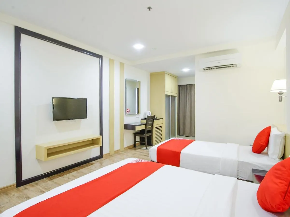 Oyo 371 Grand Eastern Hotel Kota Kinabalu