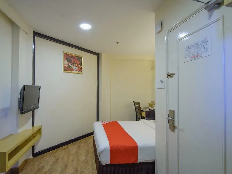 Oyo 371 Grand Eastern Hotel Kota Kinabalu